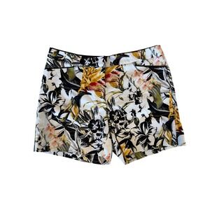 White House Black Market Floral Shorts Size 8 Tropical Print 5" Stretch Bermuda